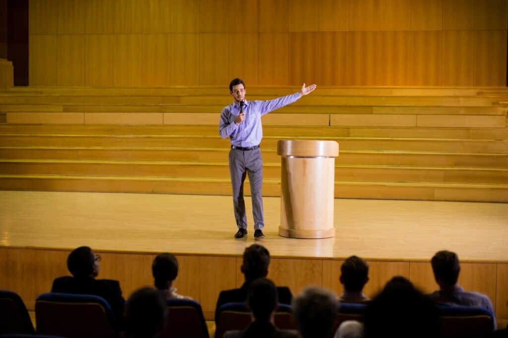 Motivational speakers for corporate events inspire teams, strengthen leadership, and drive meaningful workplace change.